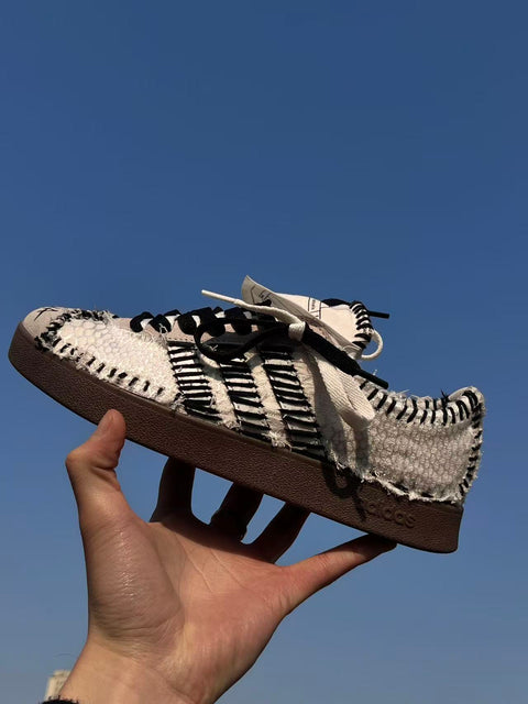 Custom Sneaker - All Brand