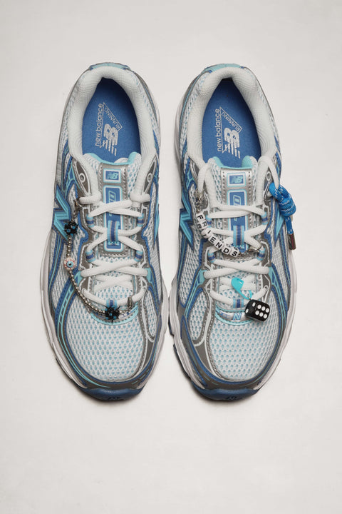 Eyes on You Sneaker Charm