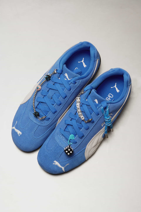 Eyes on You Sneaker Charm