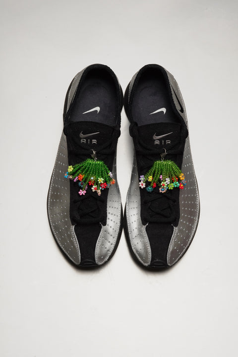 Meadow Sneaker Charm