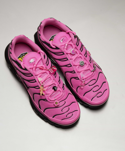 Pink Sneaker Jewelry™ Set